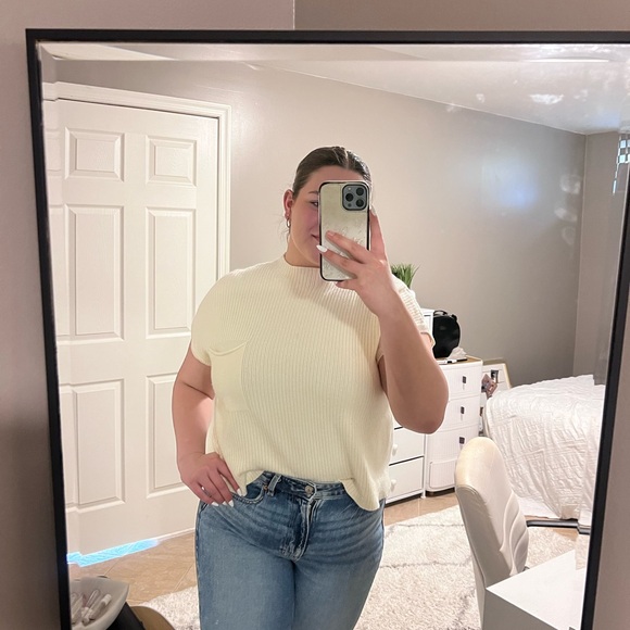 Cream Ribbed Women's Top - Picture 2 of 5